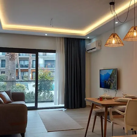 Palm Apt. #1 *